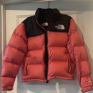 The North Face Women's Puffer Jacket - Black and Coral